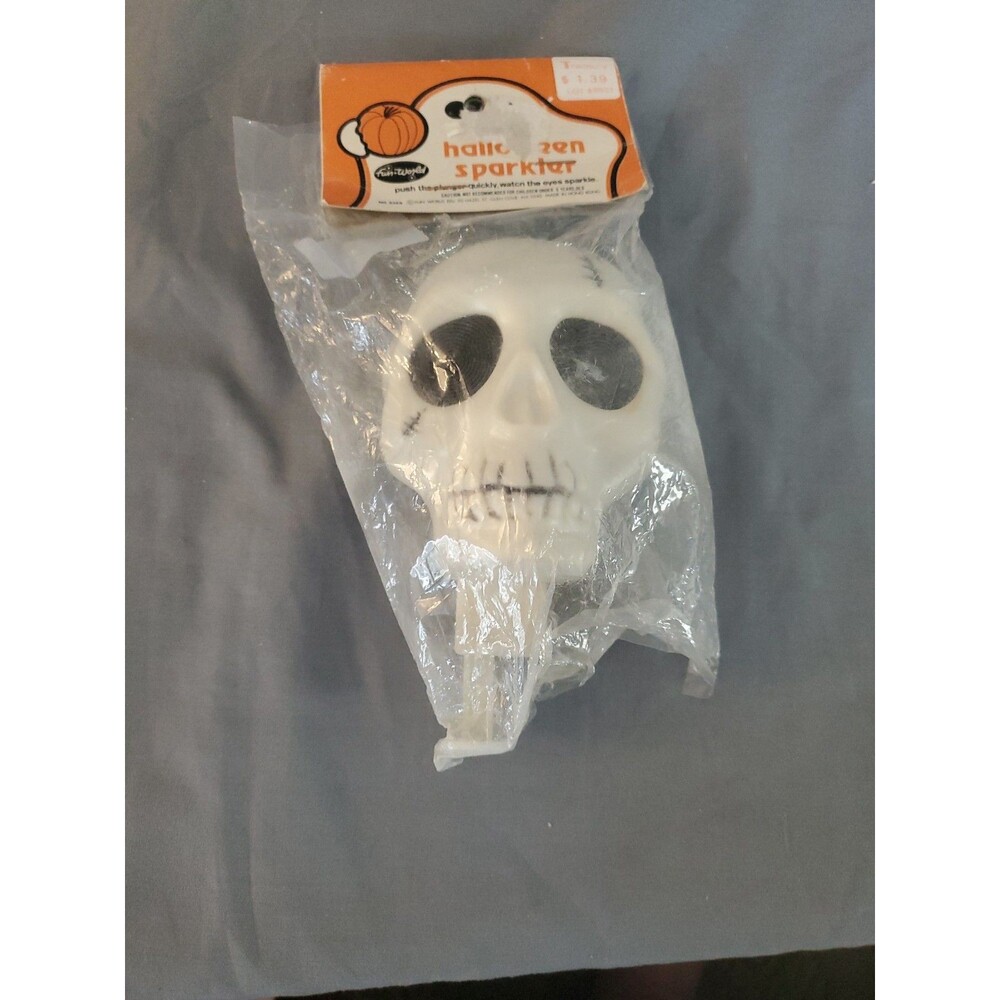 Vintage Fun World Halloween Skull Spark Plastic Sparkler Toy Hong Kong